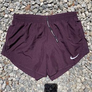 Nike women’s dri-fit running shorts xs
